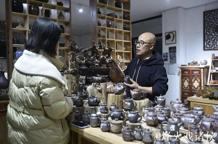 河北曲阳：定瓷窑火焕新机